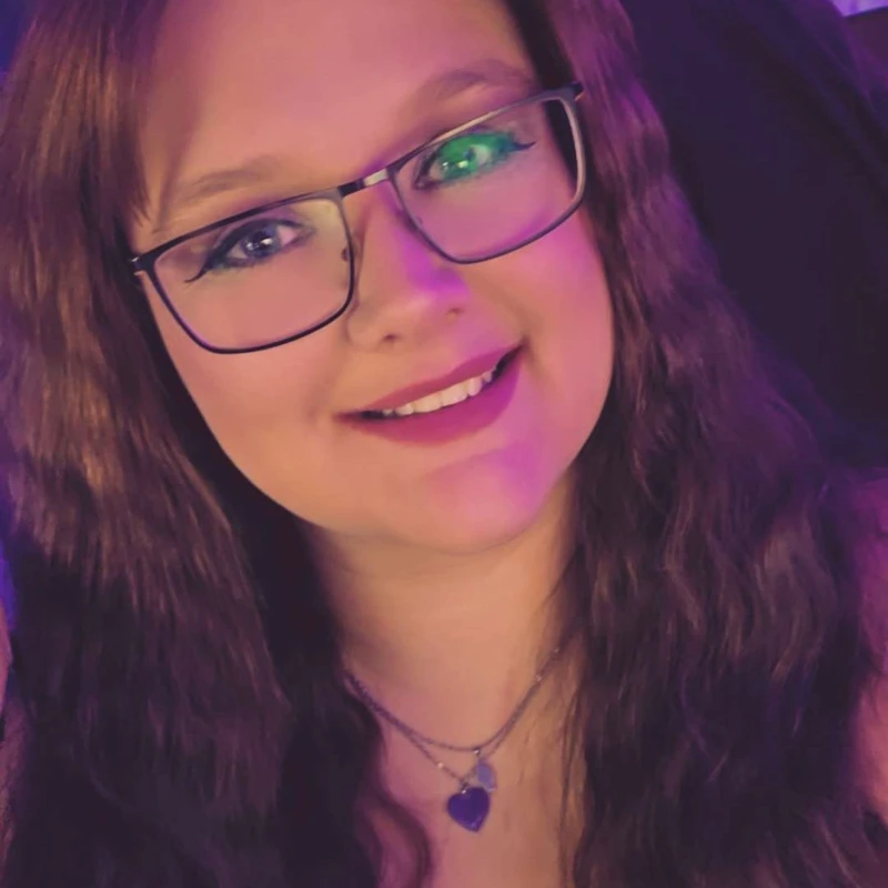 Emma_x
