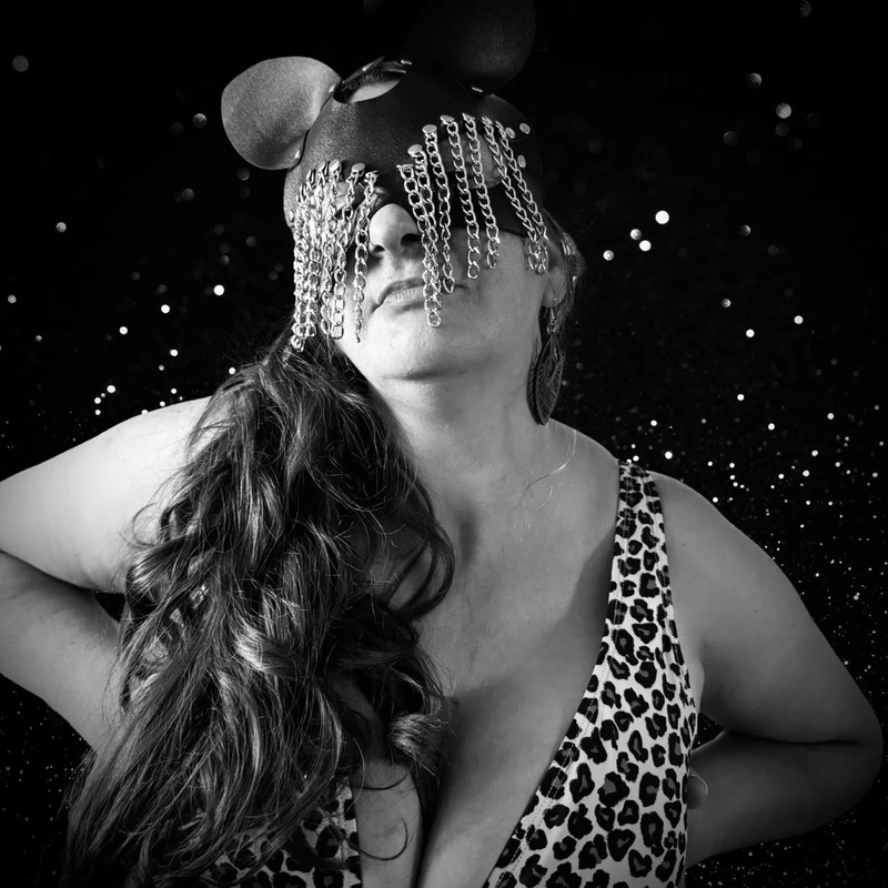 Lady_VelvetVenus