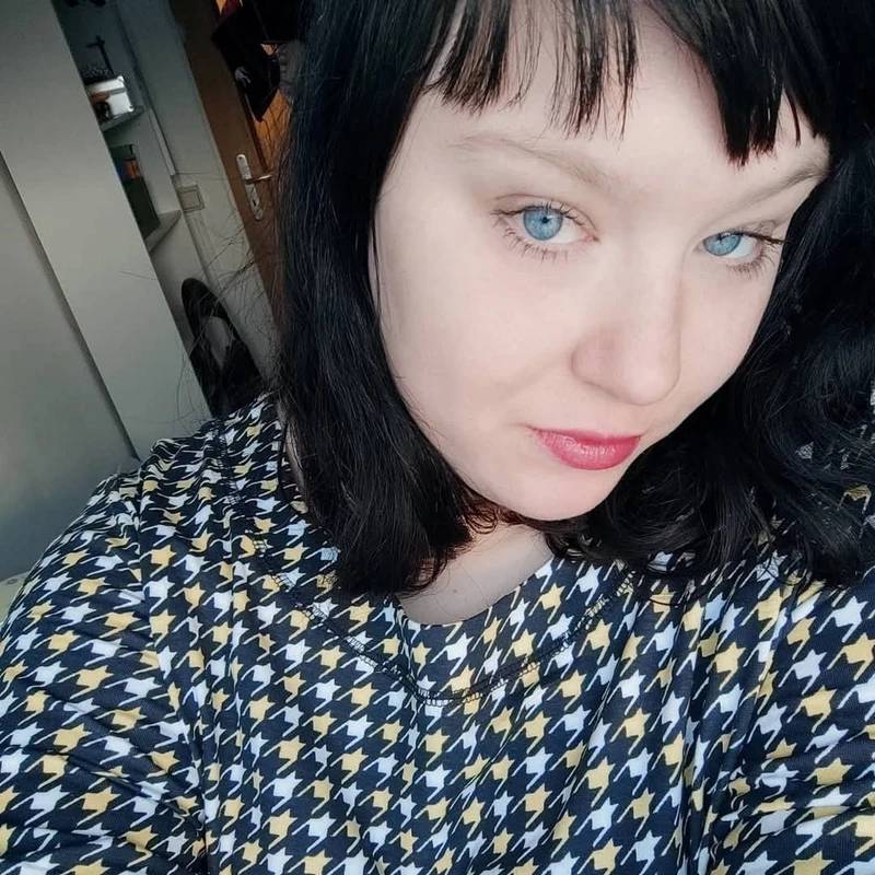 Feuchtekitty92