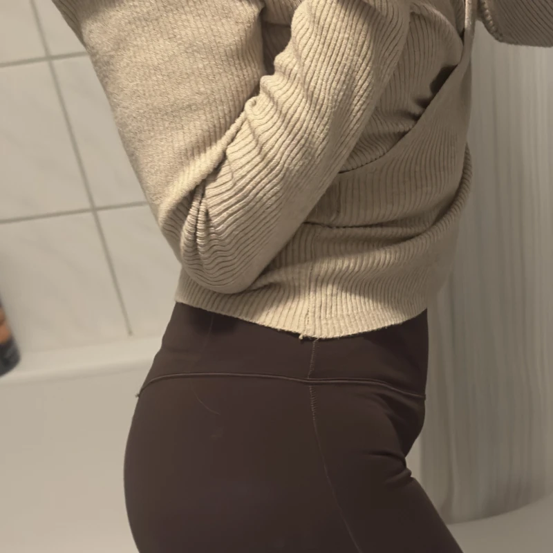 KinkyBlondi